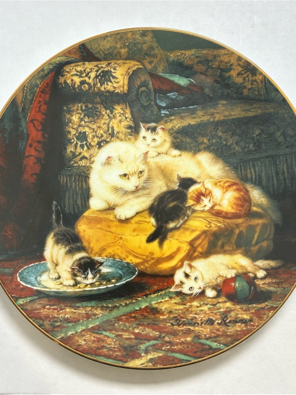 Decorative Cat Family Collectible Plate - Cream and Orange